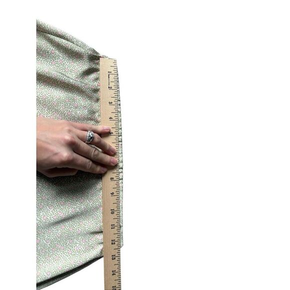 Aritzia Wilfred Sonnet ditsy Floral Lace Skirt size 2 Green - Picture 7 of 14